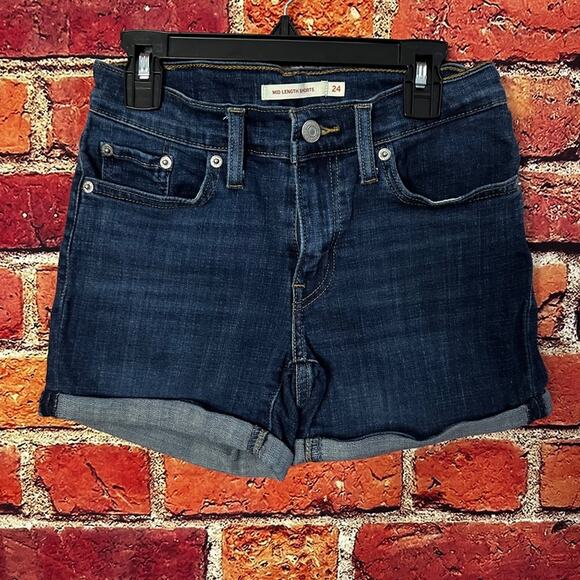 Levi shorts - Picture 1 of 4
